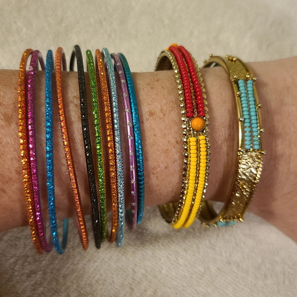 Assorted Colorful Women's Bangle Lot - Picture 6 of 8
